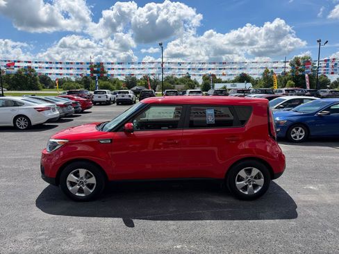 Used 2019 Kia Soul FWD image 8