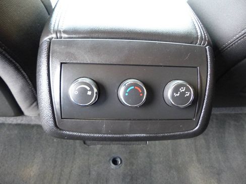 Used 2016 Chevrolet Traverse LT w/ Style and Technology Package AWD/4WD image 38
