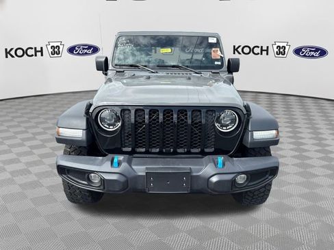 Used 2023 Jeep Wrangler Unlimited w/ Cold Weather Group AWD/4WD image 2