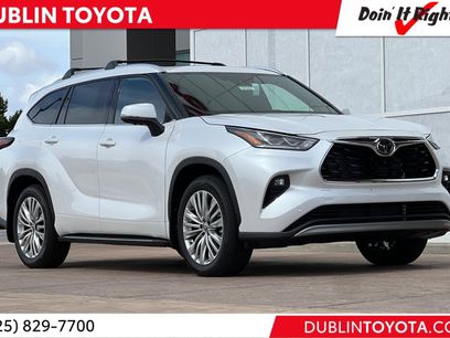 New 2025 Toyota Highlander Platinum