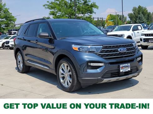 Certified 2023 Ford Explorer XLT w/ Equipment Group 202A AWD/4WD image 1