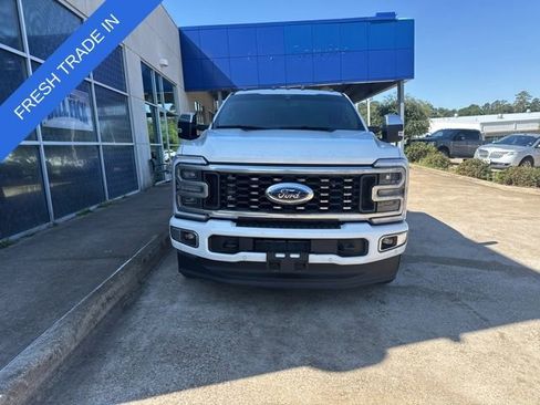 Used 2026 Ford F350 Platinum w/ Platinum Plus Package AWD/4WD image 3
