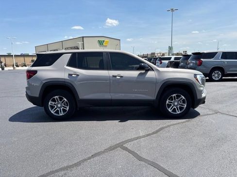 Used 2026 GMC Terrain Elevation AWD/4WD image 4
