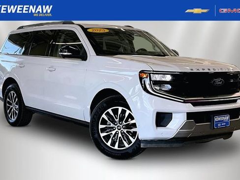 Used 2025 Ford Expedition Platinum AWD/4WD image 1