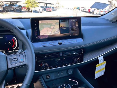 New 2026 Nissan Rogue Platinum image 6