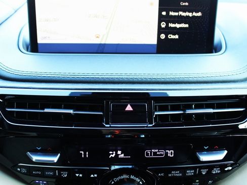 Used 2023 Acura MDX SH-AWD w/ Advance Package image 24