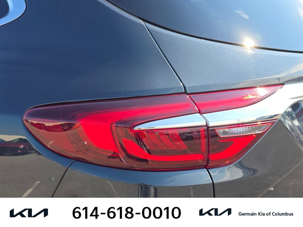 Used 2021 Buick Enclave Essence w/ Sound and Sites Package FWD image 15