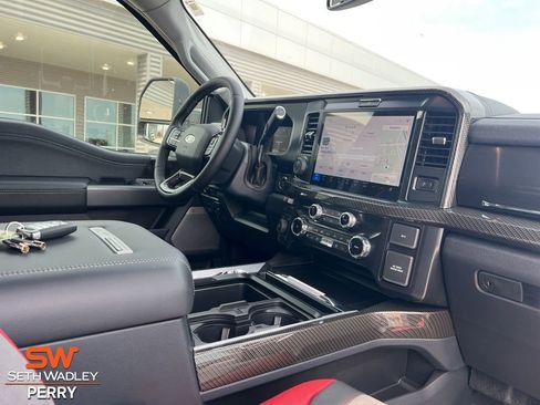 New 2025 Ford F250 Lariat w/ Lariat Ultimate Package image 2