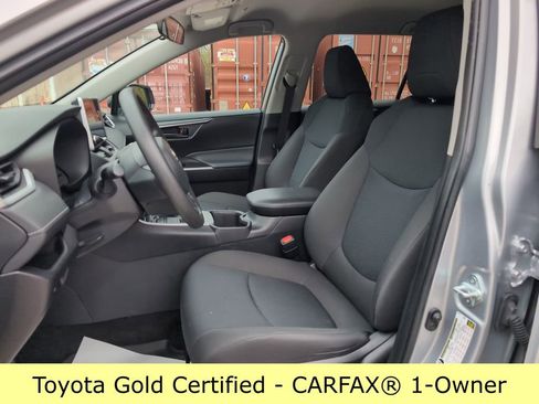 Certified 2024 Toyota RAV4 LE AWD/4WD image 11