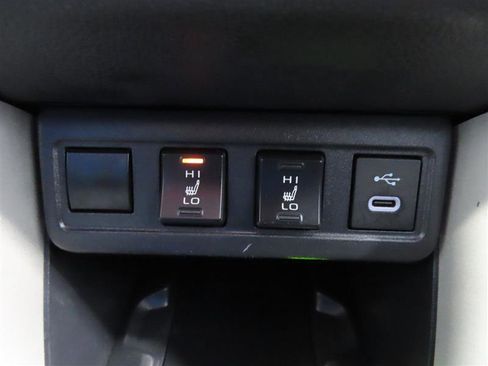 Used 2024 Toyota Corolla Cross AWD Hybrid image 28