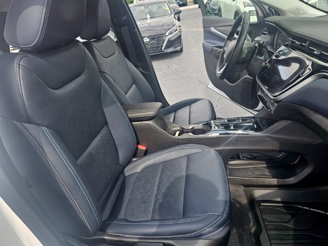 Used 2023 Chevrolet Bolt EUV Premier w/ Super Cruise Package FWD image 14
