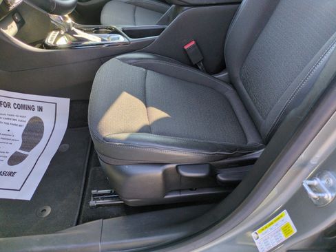 Used 2024 Buick Encore GX Preferred FWD image 13