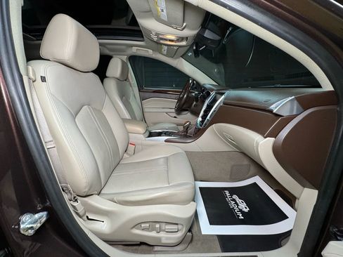 Used 2015 Cadillac SRX Luxury w/ Driver Awareness Package image 54