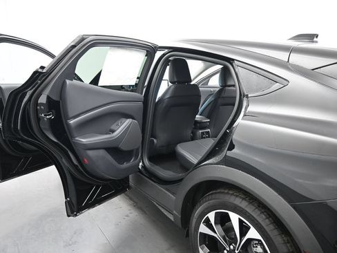 New 2026 Ford Mustang Mach-E Select RWD image 18