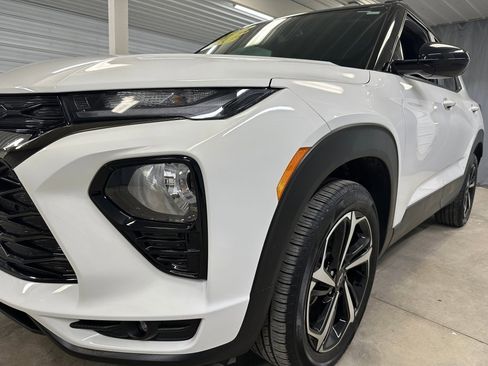 Certified 2022 Chevrolet TrailBlazer RS w/ Technology Package image 34