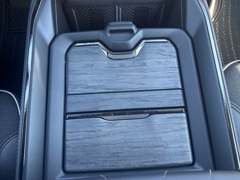 New 2026 RAM 3500 Limited image 22