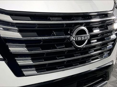 New 2026 Nissan Rogue Platinum w/ Platinum Premium Package image 37