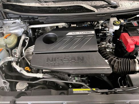 Used 2025 Nissan Rogue SV AWD/4WD image 29