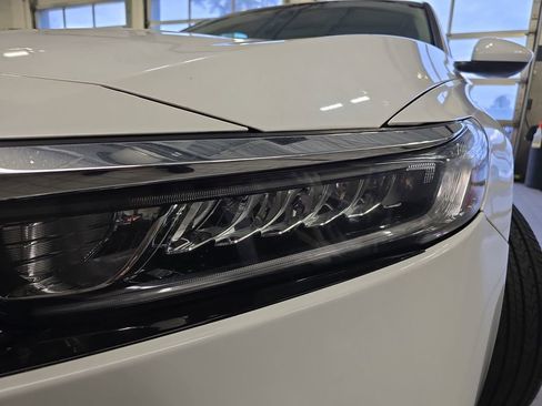 Used 2019 Honda Accord LX image 30