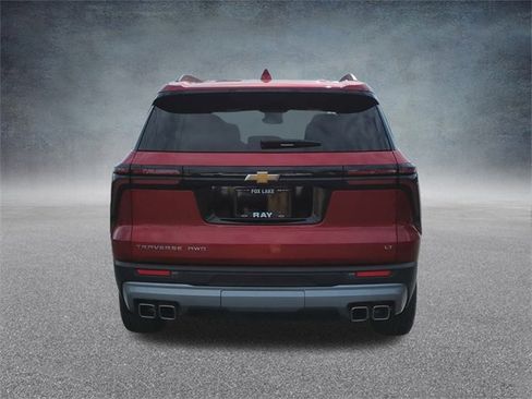 Certified 2024 Chevrolet Traverse LT w/ Trailering Package image 8