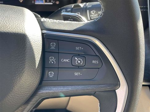 New 2025 Jeep Grand Cherokee L Limited image 55