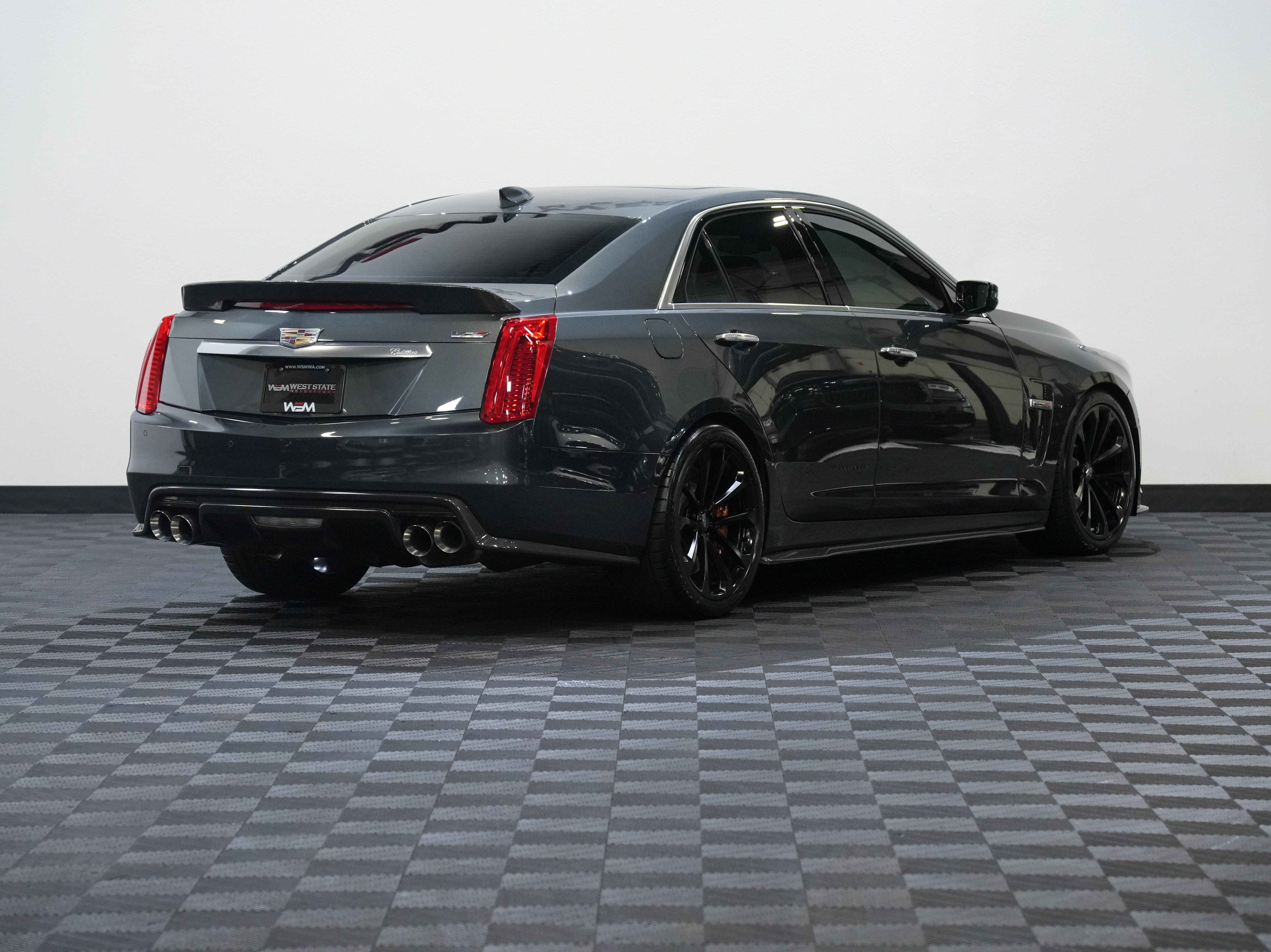Used 2016 Cadillac CTS V w/ Luxury Package RWD image 6
