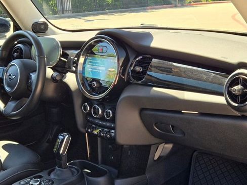 Used 2024 MINI Cooper SE FWD image 20