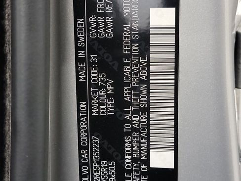 Used 2023 Volvo XC60 B5 Plus image 33