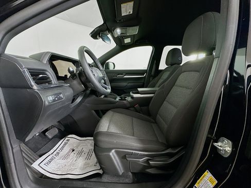 Used 2025 GMC Terrain Elevation image 13