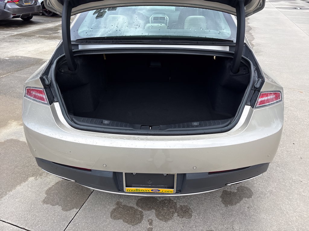 Used 2017 Lincoln MKZ Reserve FWD image 31