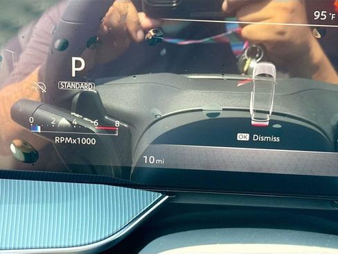 New 2025 Nissan Murano SL image 12