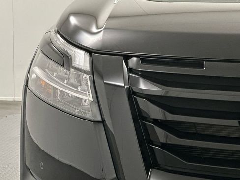 Used 2024 Nissan Pathfinder SL w/ Black Appearance Package AWD/4WD image 27