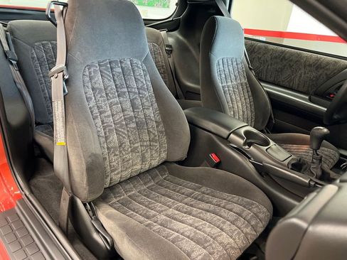 Used 2002 Chevrolet Camaro Z28 w/ Preferred Equipment Group image 12