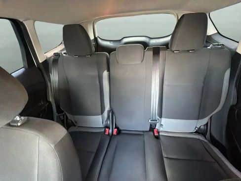 Used 2016 Ford Escape S FWD image 19