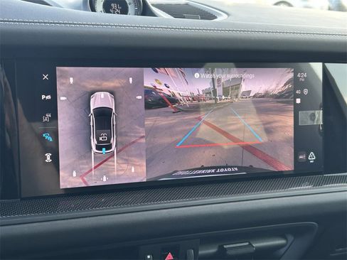 Used 2025 Porsche Cayenne GTS image 42