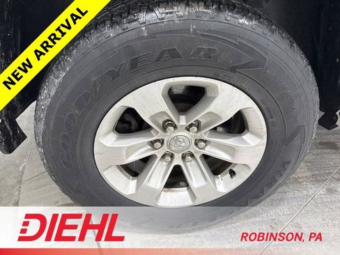 Used 2021 RAM 1500 Laramie image 8