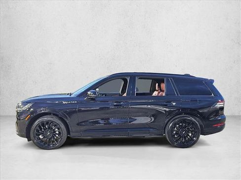 Used 2025 Lincoln Aviator Reserve w/ Jet Appearance Package RWD image 8