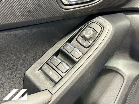 Used 2024 Subaru Crosstrek 2.5i Limited w/ Popular Package #3A image 19