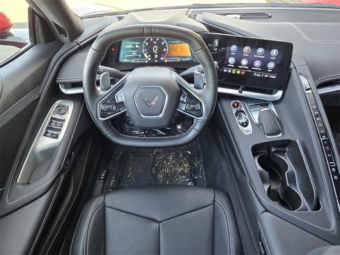 Used 2023 Chevrolet Corvette Stingray Convertible w/ 1LT image 12