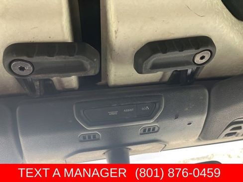 Used 2023 Jeep Gladiator Sport AWD/4WD image 29