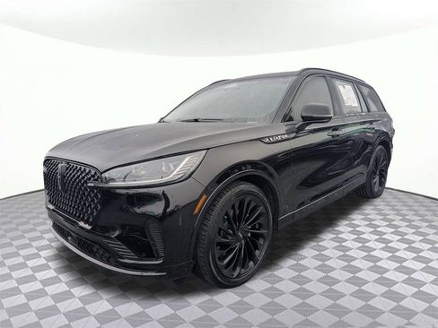 Used 2025 Lincoln Aviator Reserve w/ Equipment Group 201A image 7