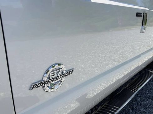 Used 2016 Ford F250 Platinum w/ FX4 Off-Road Package AWD/4WD image 12