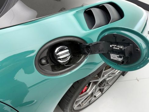 Used 2024 Porsche 718 Boxster Spyder RS image 35