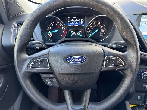 Used 2019 Ford Escape SE image 15