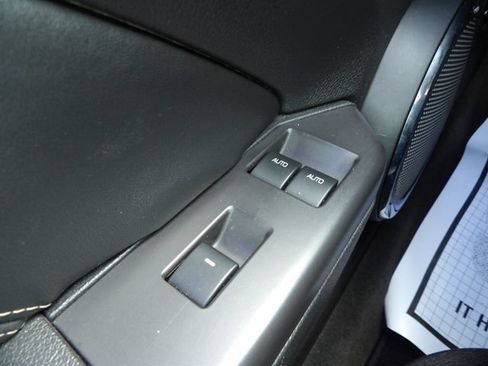 Used 2011 Ford Mustang GT Premium w/ Electronics Pkg RWD image 26