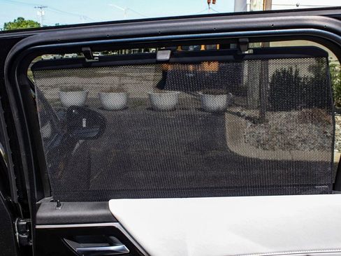 New 2025 Mitsubishi Outlander SEL AWD/4WD image 12