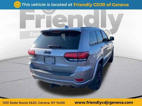 Used 2020 Jeep Grand Cherokee Altitude image 5