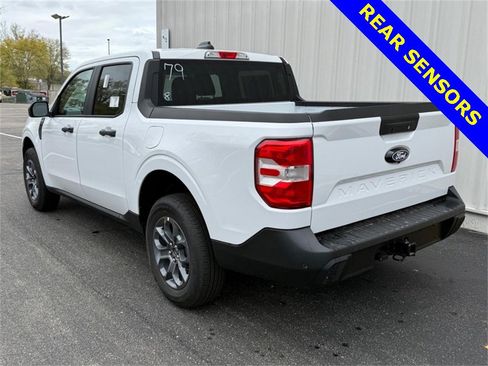 New 2025 Ford Maverick XLT image 4