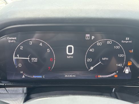 Used 2023 Jeep Grand Wagoneer Series III image 11