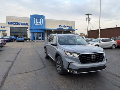 New 2025 Honda Pilot Touring
